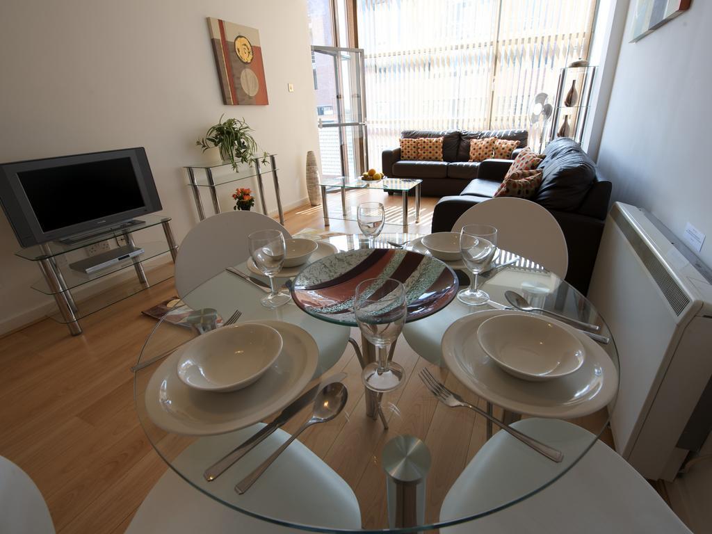 Stay Deansgate Apartments For 14 Nights Plus Manchester Room photo