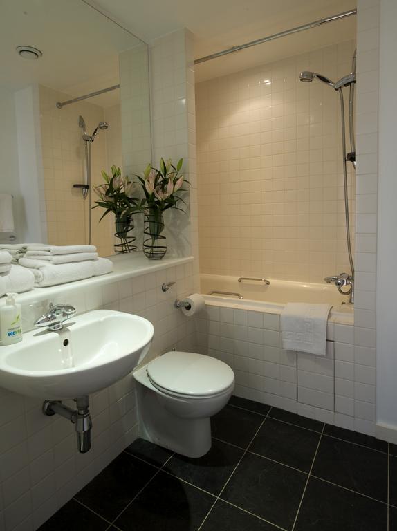 Stay Deansgate Apartments For 14 Nights Plus Manchester Room photo