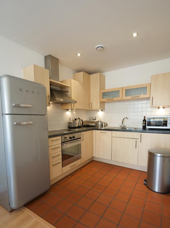 Stay Deansgate Apartments For 14 Nights Plus Manchester Room photo